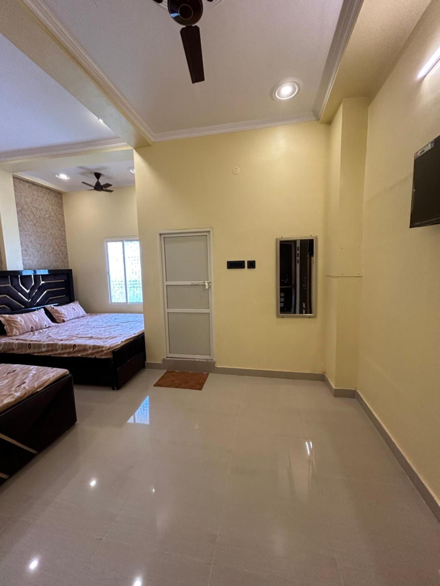Temple Town Homes Assi Ghat Hostel *