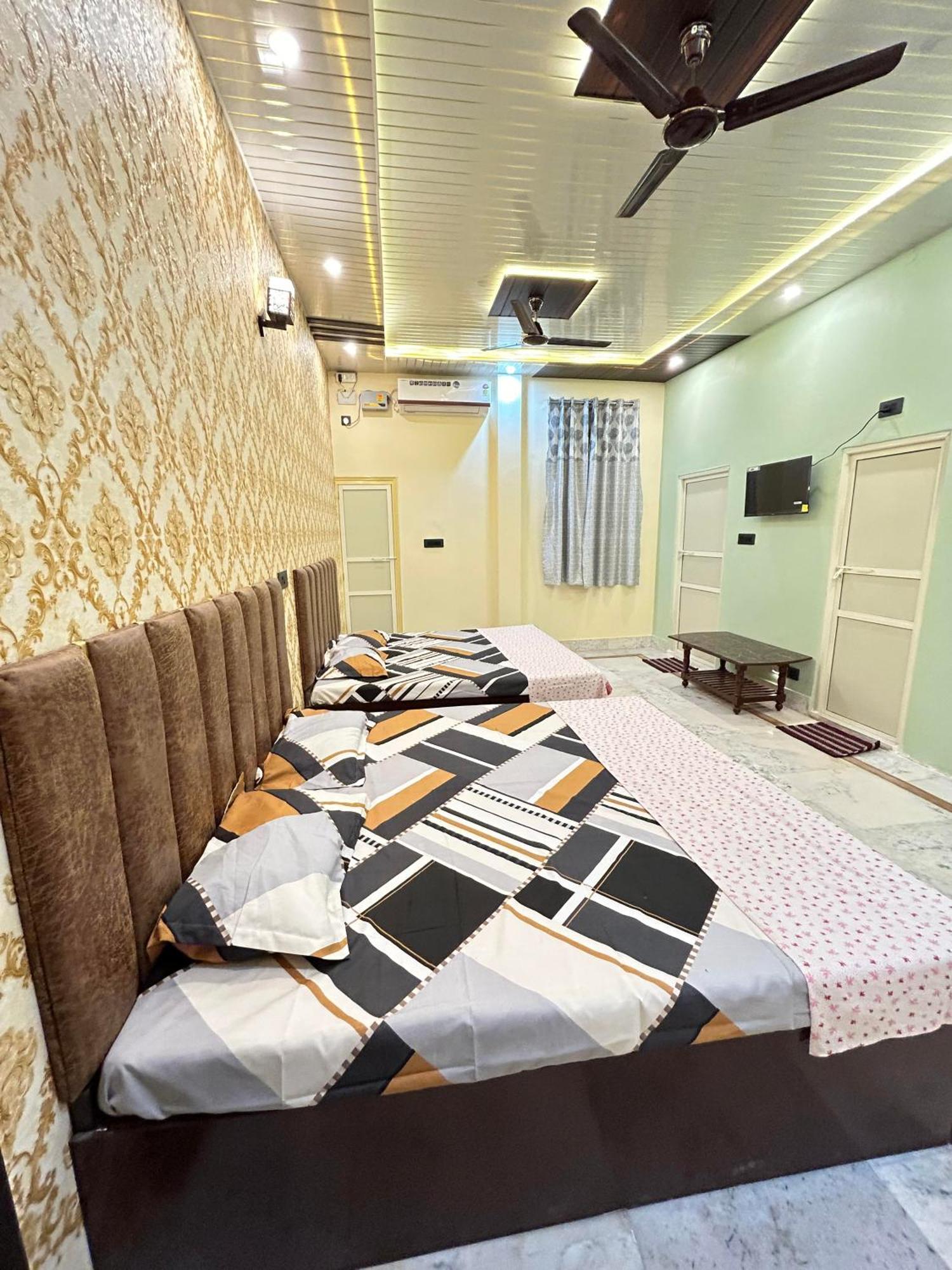 Hostel Temple Town Homes Assi Ghat